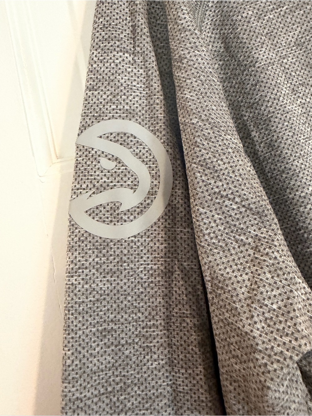 Lululemon Metal Vent Tech Long-Sleeve Shirt - Picture 3 of 5